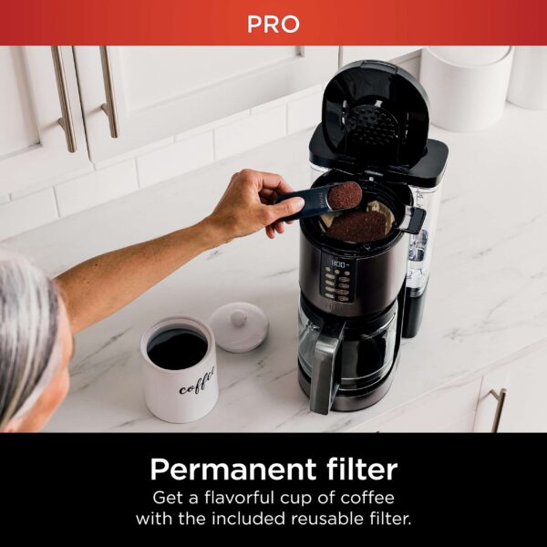 ninja dcm201bk programmable xl 14 cup coffee maker pro, 14 cup glass carafe, freshness timer, black stainless steel